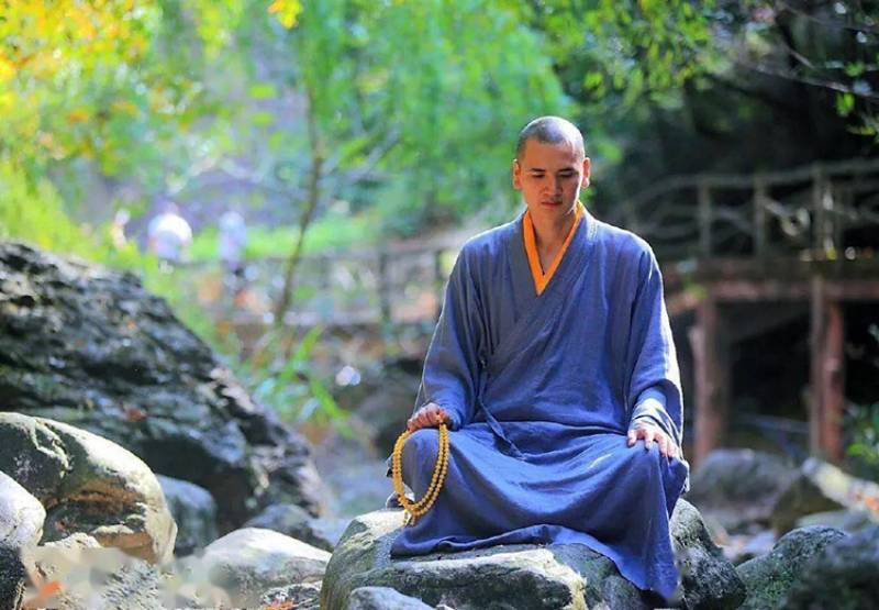 Mơ Thấy Nhà Sư, Trụ Trì: Điềm Báo Đặc Biệt