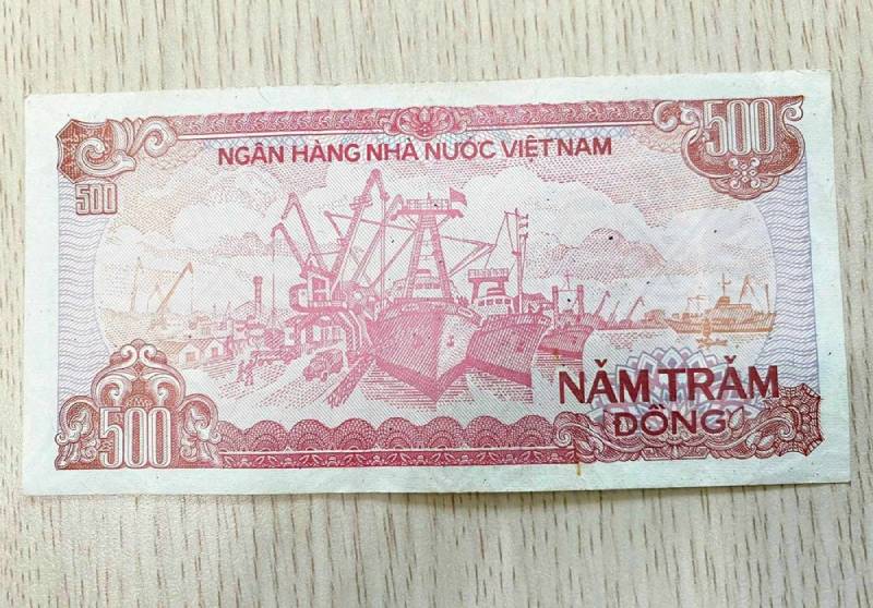 Mơ Thấy Tìm Được Tiền Giấy 500